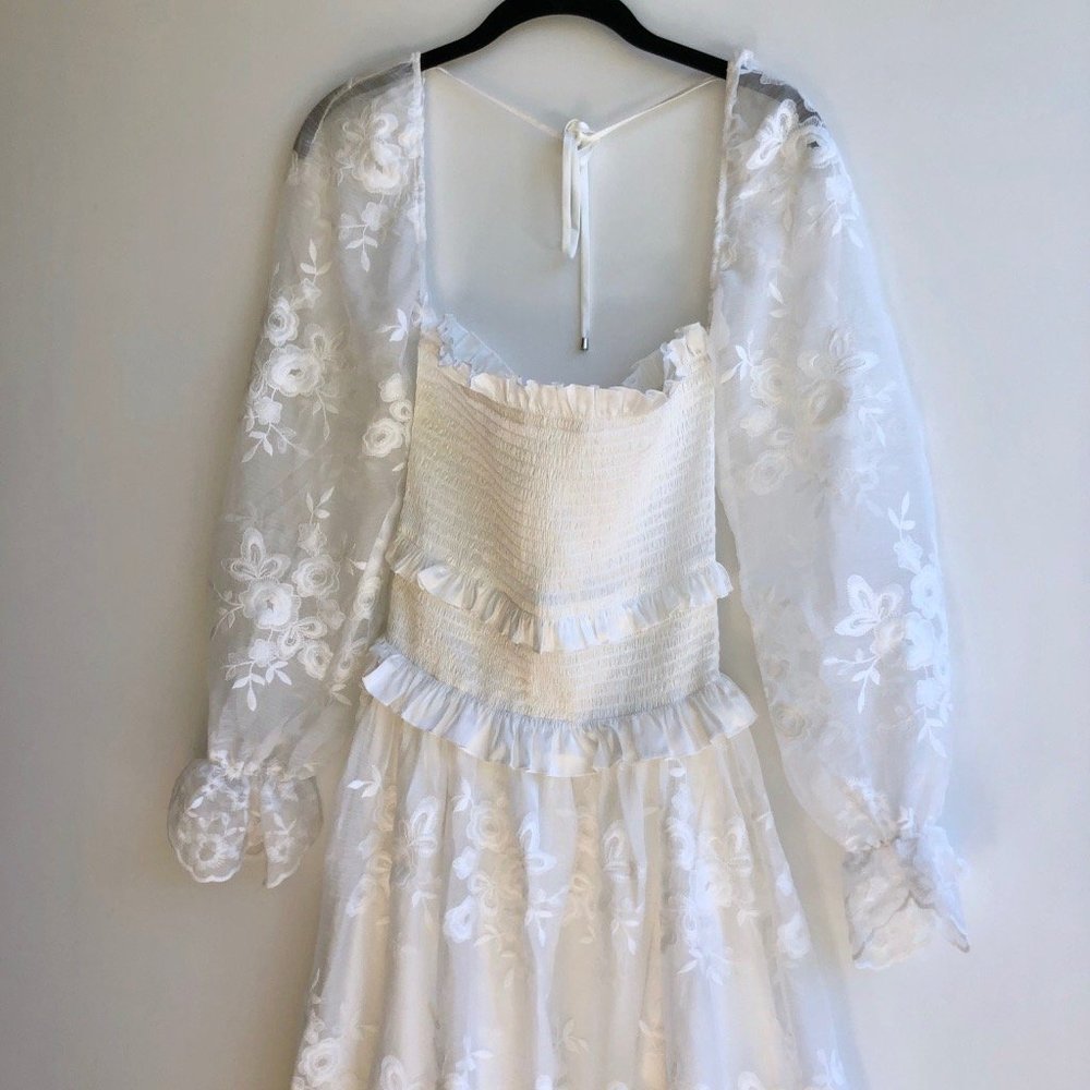 V. Chapman Magnolia White Lace Maxi Dress - 4 - Picture 6 of 13